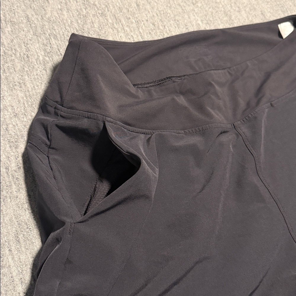 Patagonia Charcoal Gray Pants - Picture 5 of 7